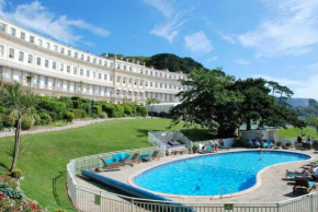A tranquil beach paradise on the coast of devon.